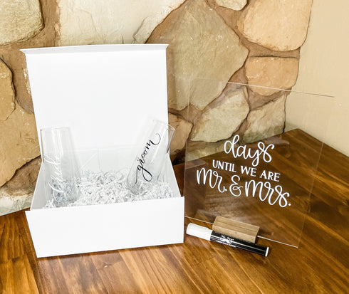 Small Standard Engagement Box