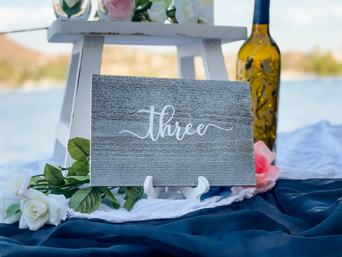 Table Number | Wood Plank Gray